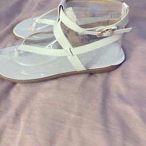 Size 10 women’s sandals
